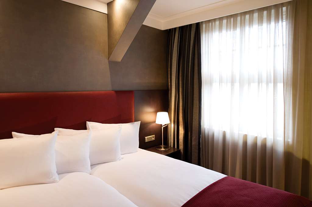 Hotel Nh Poznan Exterior foto